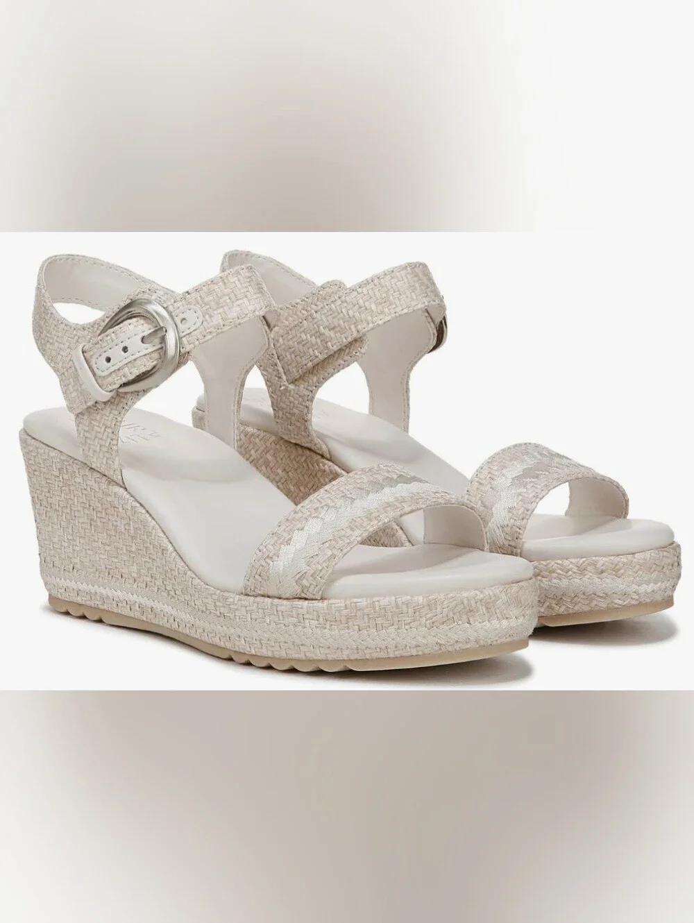 NWOT Naturalizer Stella4 Strappy Sandals